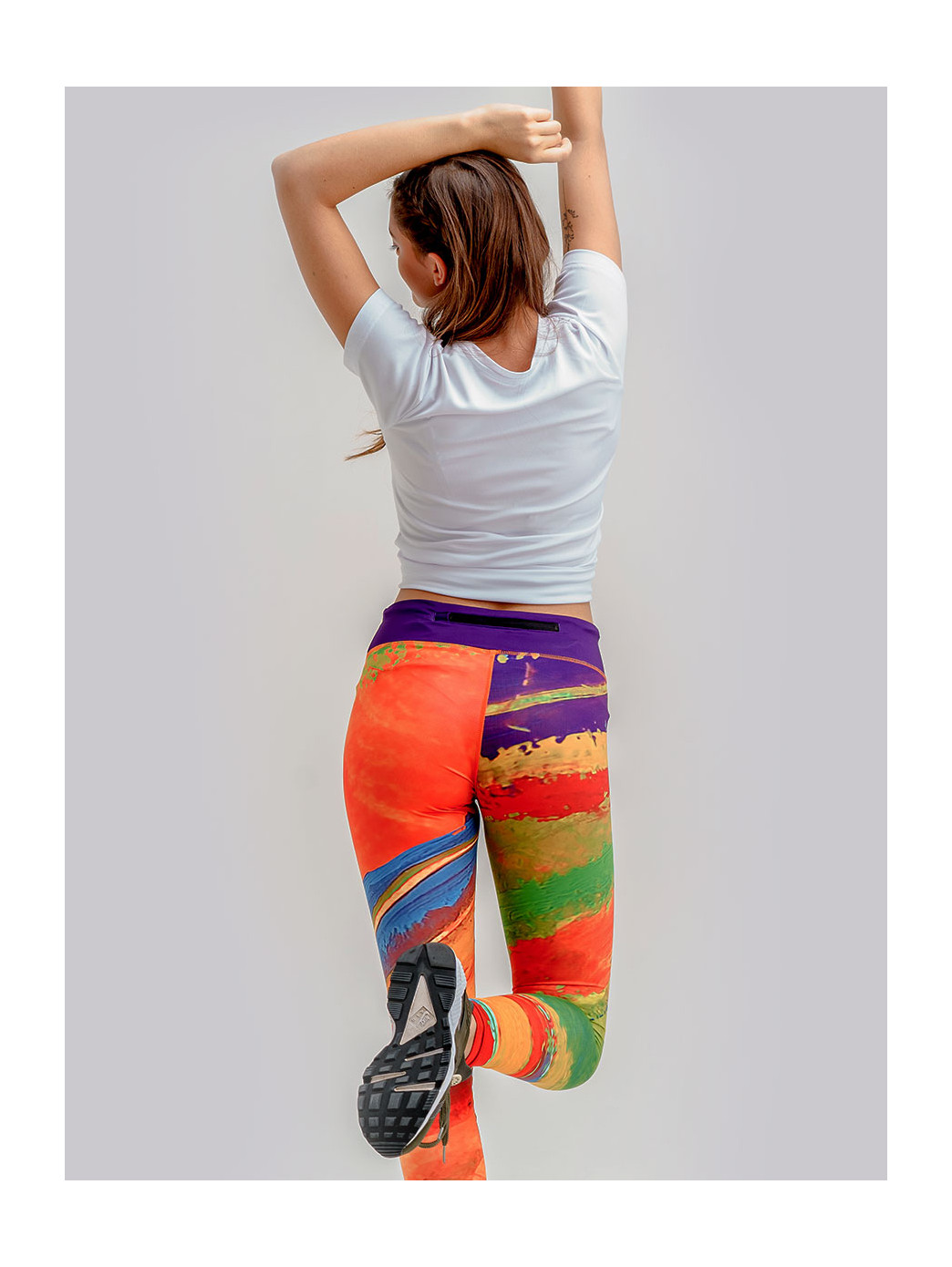 RICE FIELDS kolorowe legginsy do biegania z artystycznym wzorem